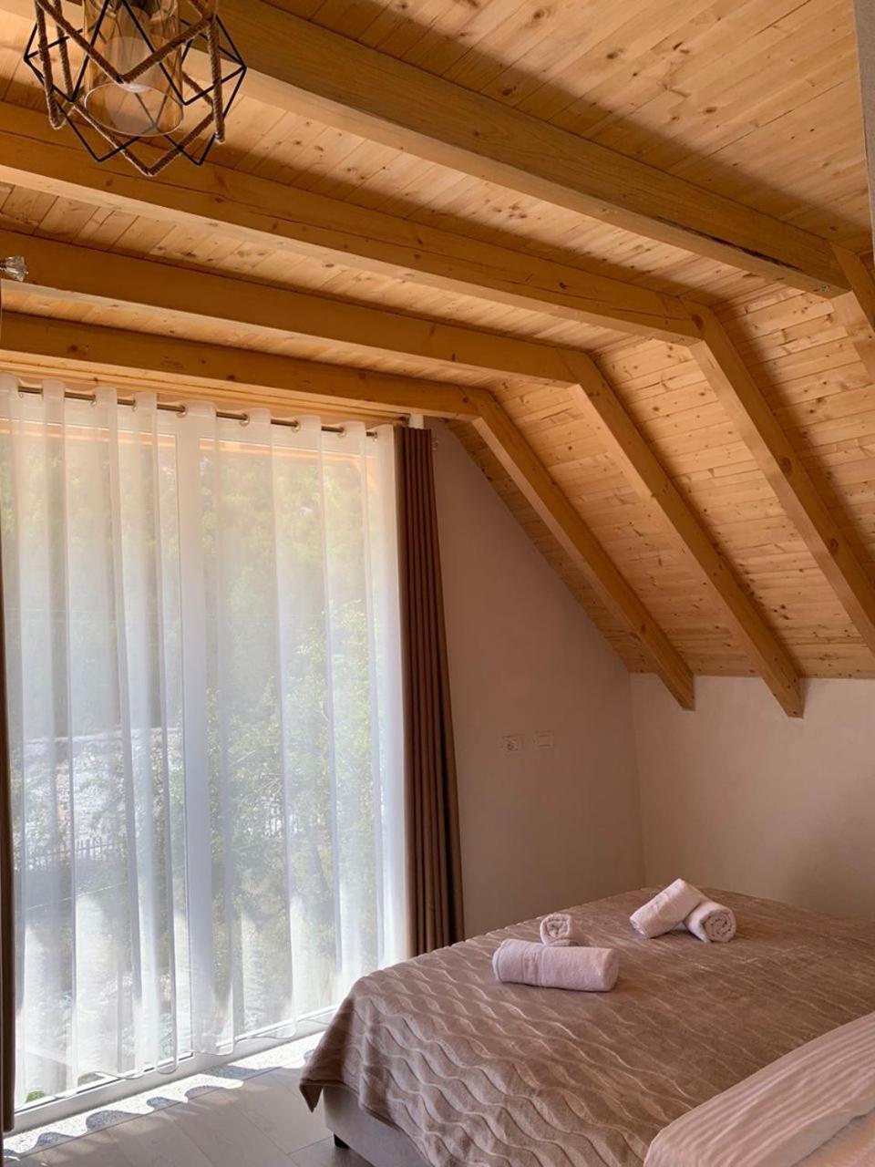 Serenity Guesthouse テス エクステリア 写真